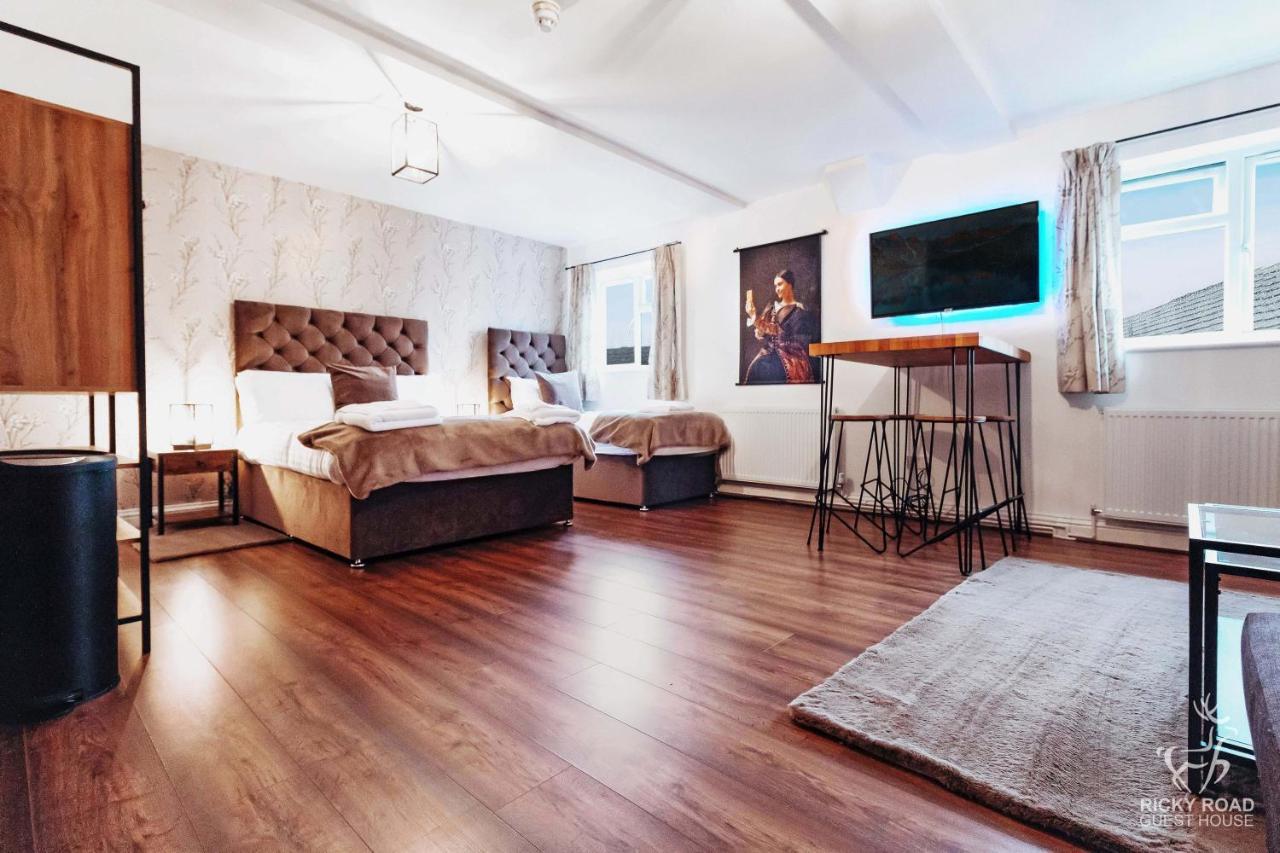 Ricky Road Guest House - Premium Watford  Luaran gambar