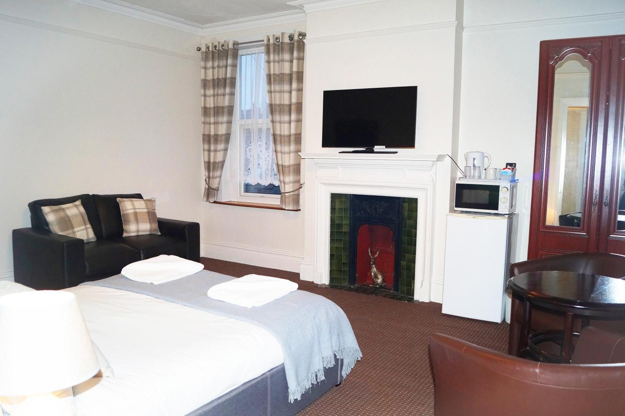 Ricky Road Guest House - Premium Watford  Bilik gambar