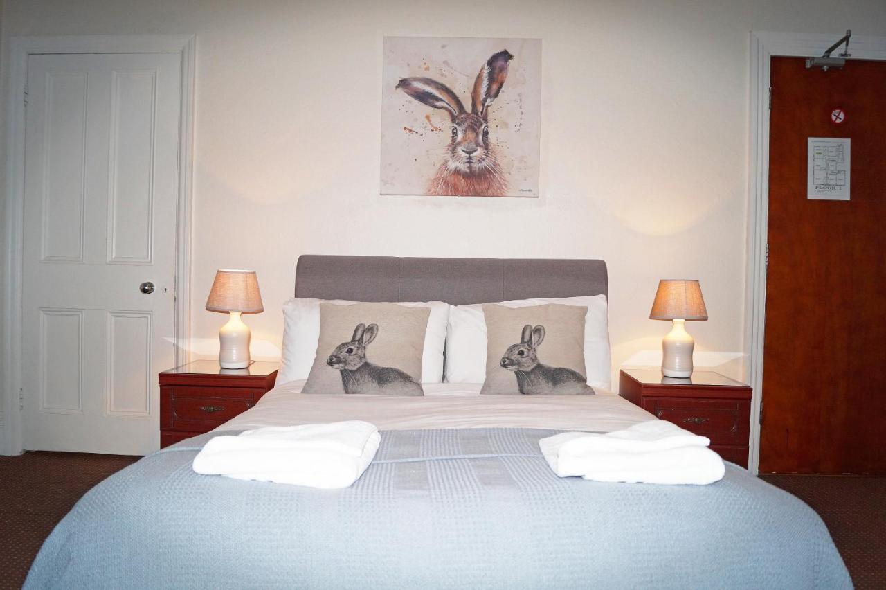 Ricky Road Guest House - Premium Watford  Luaran gambar